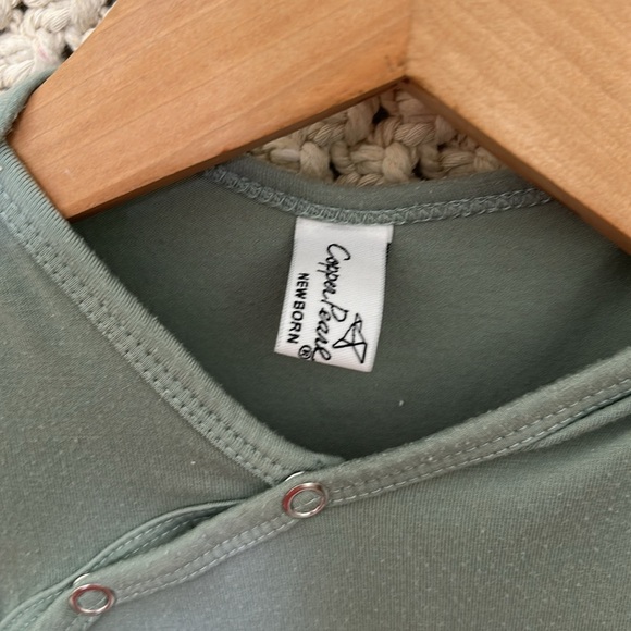 Cooper pearl newborn knotted sleep sack - Picture 5 of 6